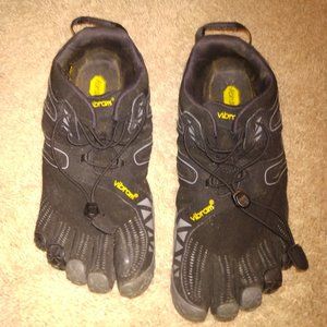 Vibram 5-finger toe shoes (size 11/11.5)